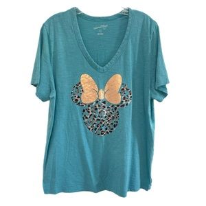 Universal Thread Turquoise Minnie Mouse Tee